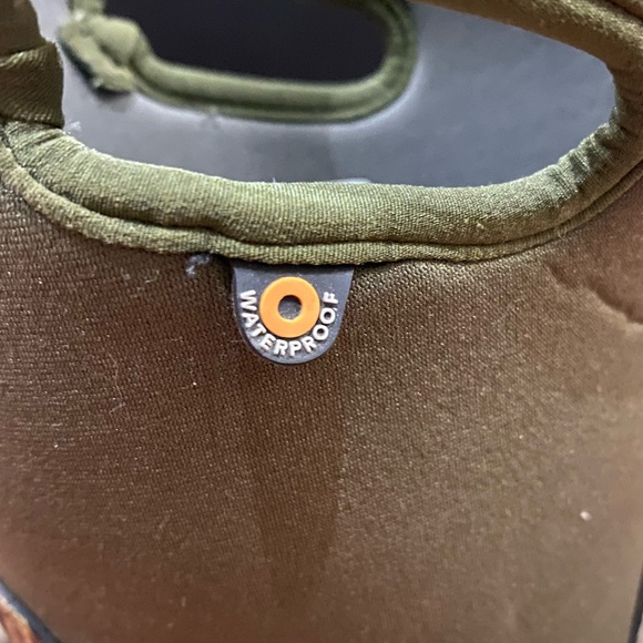 Bogs Mossy Oak Camouflage Winter Boots Youth Size 7 Waterproof & WARM -30F/-34C - Picture 9 of 11